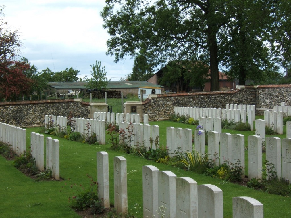 Alfred Priday, Contalmaison Chateau Cemetery
